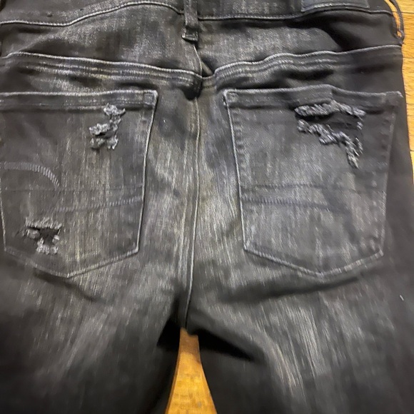 American Eagle Outfitters Black Ripped Jeggings - Picture 6 of 7